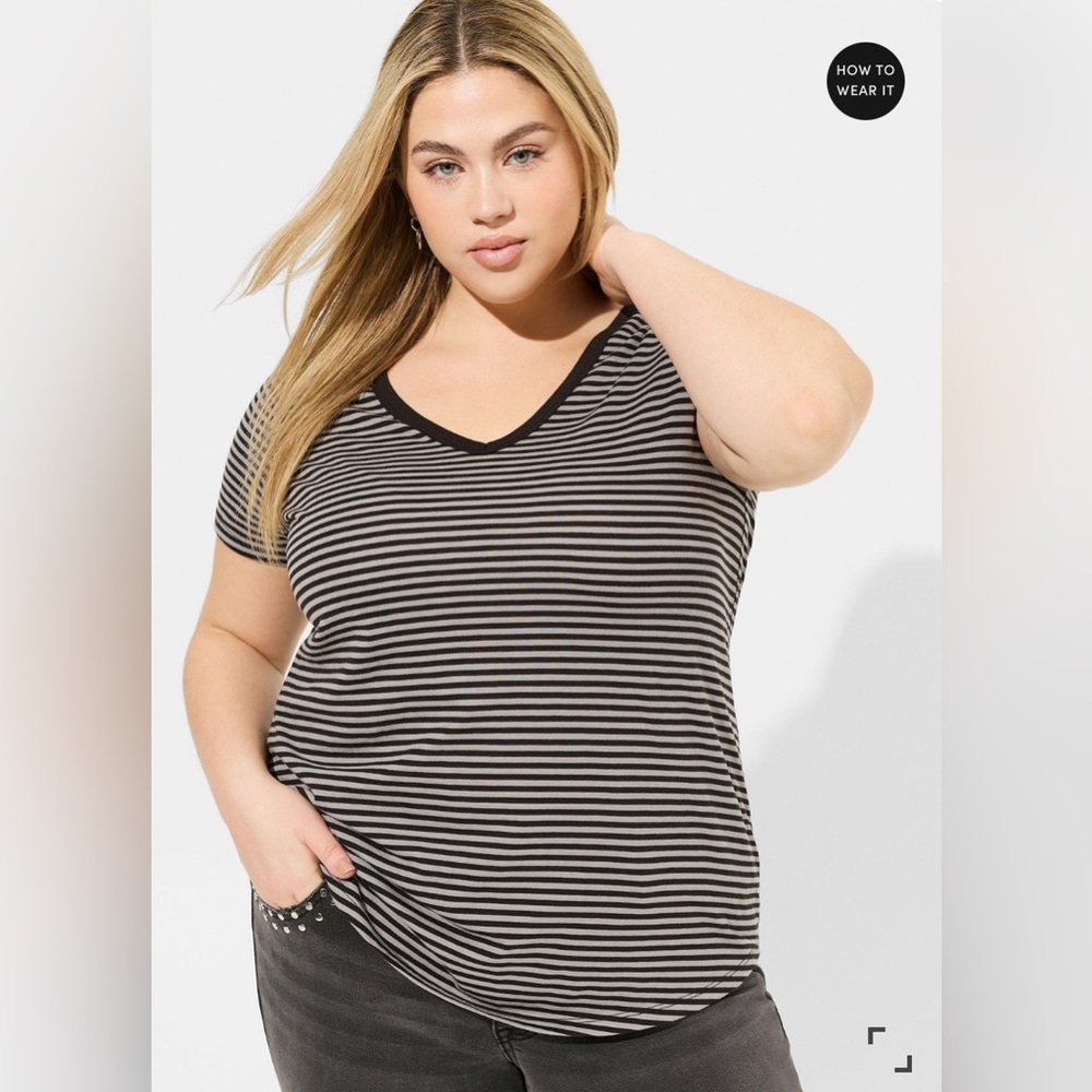 NWT Torrid Striped Vneck Tee plus size 4X